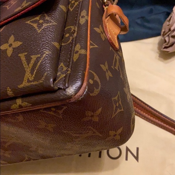 LV additional pics AR0054 May 2004 France - Picture 6 of 8